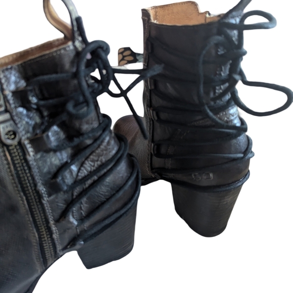 BED STU Sz 9.5 Blaire heeles brwn/blk Lace Up Back Ankle Booties - Picture 3 of 5